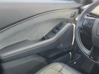 Ford Mustang Mach-E 2025 AWD GT 4 puertas SUV