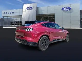 Ford Mustang Mach-E 2025 AWD GT 4 puertas SUV