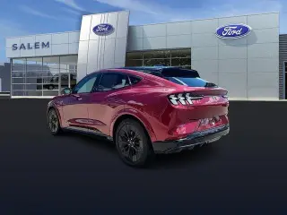 Ford Mustang Mach-E 2025 AWD GT 4 puertas SUV