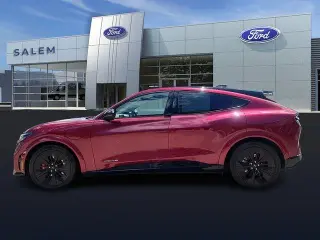 Ford Mustang Mach-E 2025 AWD GT 4 puertas SUV