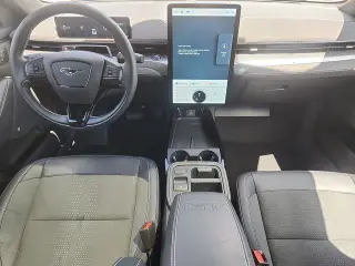Ford Mustang Mach-E 2025 AWD GT 4 puertas SUV