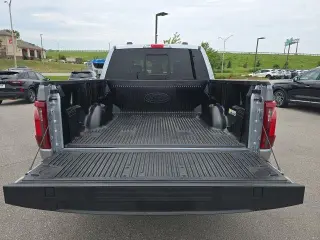 Ford F-150 2024 4x4 XLT 4 puertas SuperCrew 5.5 pies. SB