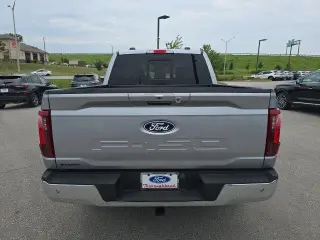 Ford F-150 2024 4x4 XLT 4 puertas SuperCrew 5.5 pies. SB