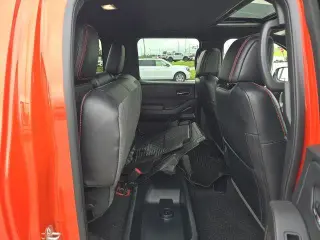 Nissan Frontier 2025 4x4 PRO-4X 4 puertas Cabina Crew 5 pies. SB