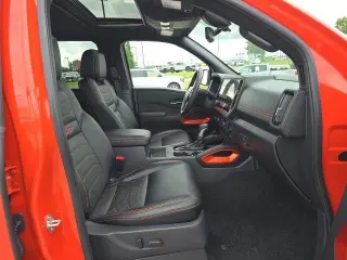Nissan Frontier 2025 4x4 PRO-4X 4 puertas Cabina Crew 5 pies. SB