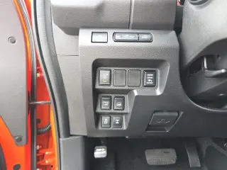 Nissan Frontier 2025 4x4 PRO-4X 4 puertas Cabina Crew 5 pies. SB