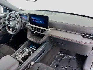 Ford Explorer 2025 AWD ST SUV 4 puertas