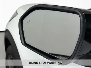 Ford Explorer 2025 AWD ST SUV 4 puertas