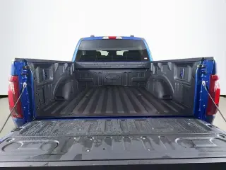 Ford F-150 2025 4x4 STX 4 puertas SuperCrew 5.5 pies. SB