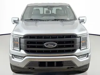 Ford F-150 2023 4x4 Lariat 4 puertas SuperCrew 5.5 pies. SB