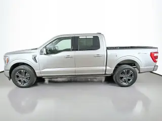 Ford F-150 2023 4x4 Lariat 4 puertas SuperCrew 5.5 pies. SB