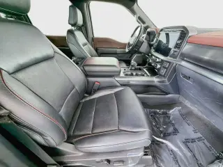 Ford F-150 2023 4x4 Lariat 4 puertas SuperCrew 5.5 pies. SB