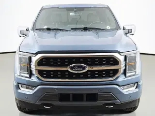 Ford F-150 2023 4x4 Platinum 4 puertas SuperCrew 5.5 pies. SB