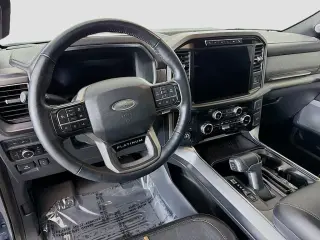 Ford F-150 2023 4x4 Platinum 4 puertas SuperCrew 5.5 pies. SB