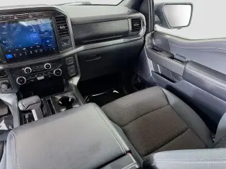 Ford F-150 2024 4x4 XLT 4 puertas SuperCrew 6.5 pies. SB