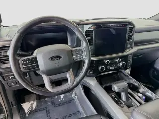 Ford F-150 2024 4x4 Lariat 4 puertas SuperCrew 5.5 pies. SB