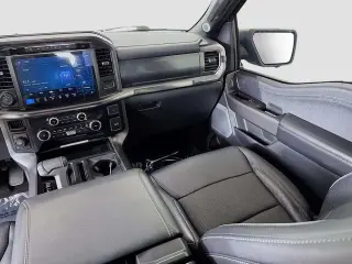 Ford F-150 2024 4x4 Lariat 4 puertas SuperCrew 5.5 pies. SB