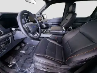 Ford F-150 2024 4x4 Lariat 4 puertas SuperCrew 5.5 pies. SB