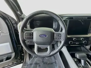 Ford F-150 2024 4x4 Lariat 4 puertas SuperCrew 5.5 pies. SB