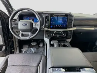 Ford F-150 2024 4x4 Lariat 4 puertas SuperCrew 5.5 pies. SB