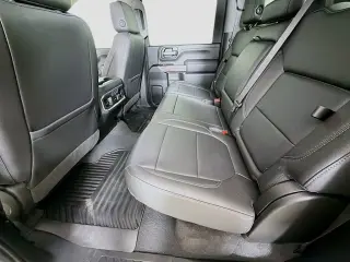 Chevrolet Silverado 3500HD 2022 4x4 LTZ 4 puertas Crew Cab SB SRW