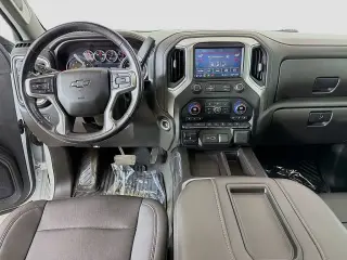Chevrolet Silverado 3500HD 2022 4x4 LTZ 4 puertas Crew Cab SB SRW