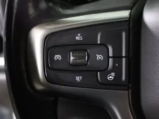 Chevrolet Silverado 3500HD 2022 4x4 LTZ 4 puertas Crew Cab SB SRW