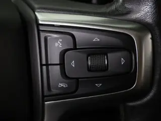 Chevrolet Silverado 3500HD 2022 4x4 LTZ 4 puertas Crew Cab SB SRW