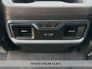 GMC Sierra 1500 2022 4x4 Denali 4 puertas Cabina Crew 5.8 pies. SB