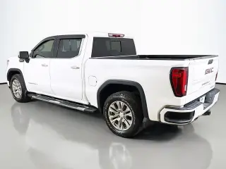 GMC Sierra 1500 2022 4x4 Denali 4 puertas Cabina Crew 5.8 pies. SB
