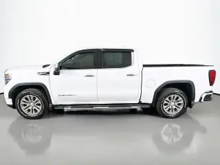 GMC Sierra 1500 2022 4x4 Denali 4 puertas Cabina Crew 5.8 pies. SB