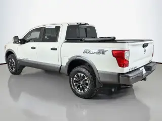 Nissan Titan 2018 4x4 PRO-4X 4 puertas Cabina Crew