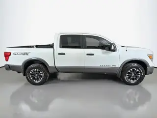 Nissan Titan 2018 4x4 PRO-4X 4 puertas Cabina Crew