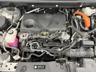 Toyota RAV4 Híbrido 2022 AWD XSE 4 puertas SUV