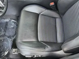 Toyota RAV4 Híbrido 2022 AWD XSE 4 puertas SUV