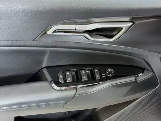Kia Sportage 2025 AWD EX 4 puertas SUV