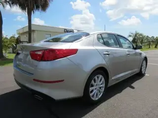 2014 Kia Optima LX Sedan