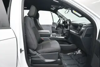 Ford F-150 2025 4x4 STX 4 puertas SuperCrew 5.5 ft. Caja Corta