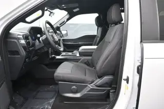 Ford F-150 2025 4x4 STX 4 puertas SuperCrew 5.5 ft. Caja Corta