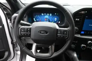 Ford F-150 2024 4x4 XLT 4 puertas SuperCrew 5.5 pies SB