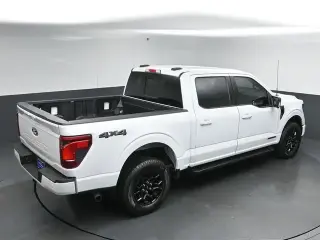 Ford F-150 2024 4x4 XLT 4 puertas SuperCrew 5.5 pies SB