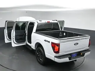 Ford F-150 2024 4x4 XLT 4 puertas SuperCrew 5.5 pies SB