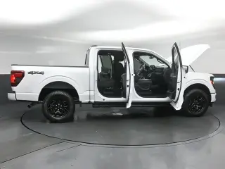 Ford F-150 2024 4x4 XLT 4 puertas SuperCrew 5.5 pies SB