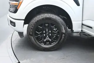 Ford F-150 2024 4x4 XLT 4 puertas SuperCrew 6.5 pies. SB