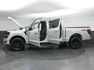 Ford F-150 2024 4x4 XLT 4 puertas SuperCrew 6.5 pies. SB