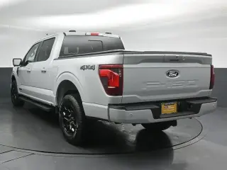 Ford F-150 2024 4x4 XLT 4 puertas SuperCrew 6.5 pies. SB