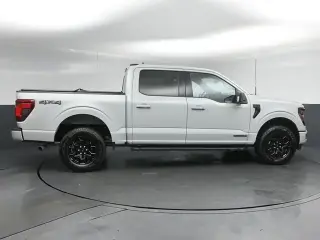 Ford F-150 2024 4x4 XLT 4 puertas SuperCrew 6.5 pies. SB