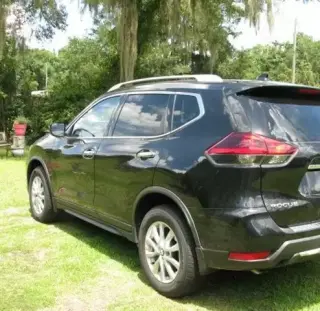 2018 Nissan Rogue SV SUV