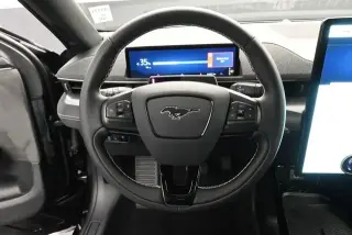 Ford Mustang Mach-E 2025 AWD GT 4 puertas SUV