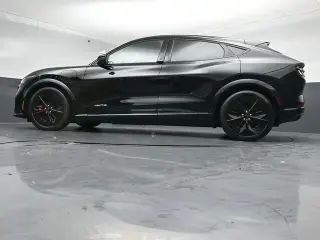 Ford Mustang Mach-E 2025 AWD GT 4 puertas SUV